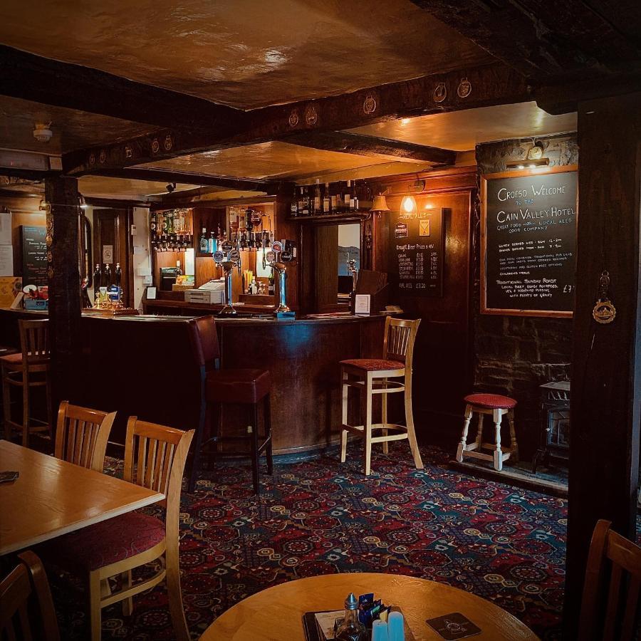 Cain Valley Hotel Llanfyllin Extérieur photo