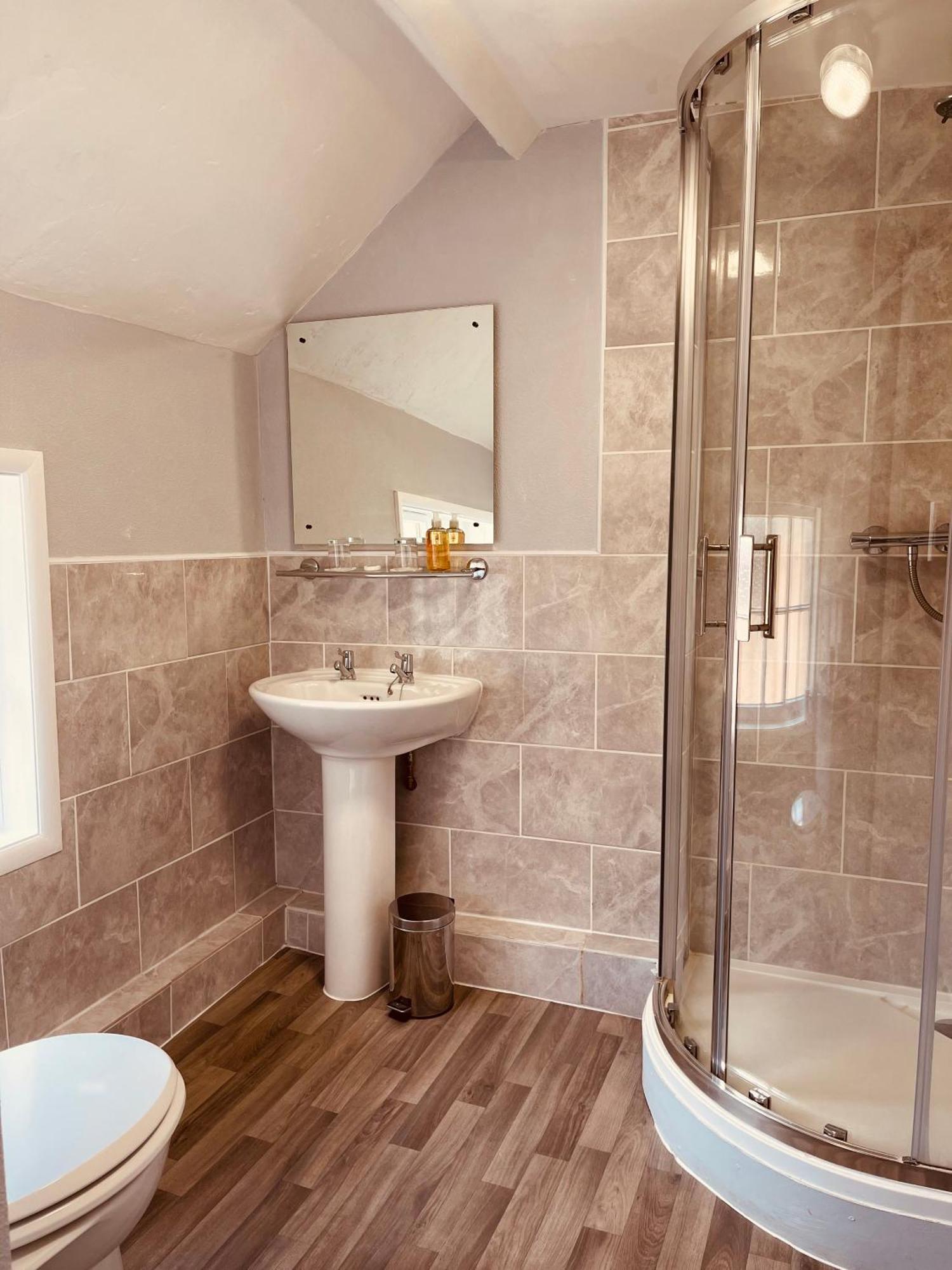 Cain Valley Hotel Llanfyllin Chambre photo